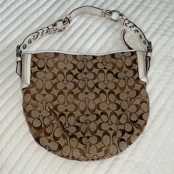 Coach Kristin Signature khaki fabric/white leather/nickel hobo shoulder bag. - Picture 3 of 16